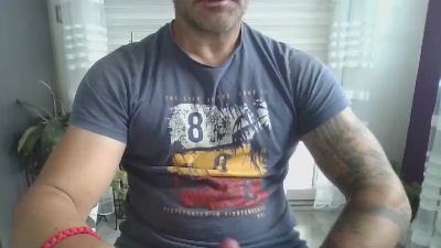 tishoni2 live cam on Cam4