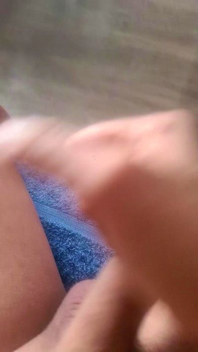 titou93390 live cam on Cam4