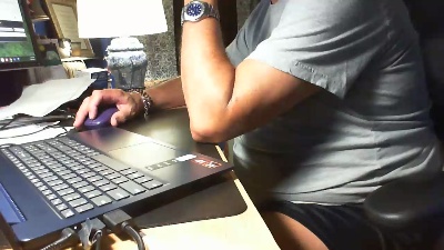 tjl92003 live cam on Cam4