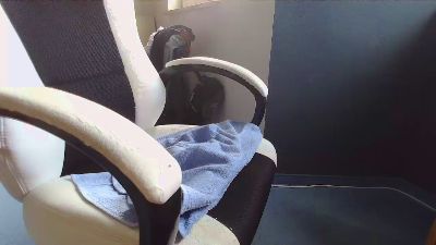 tk1990 live cam on Cam4
