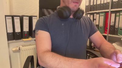 tktwo live cam on Cam4