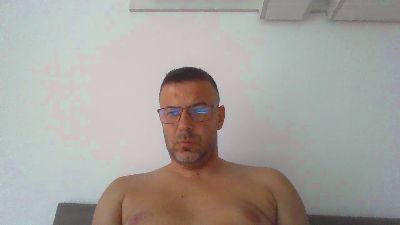 tmasturbate3 live cam on Cam4