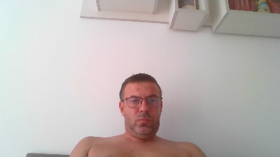 tmasturbate3 live cam on Cam4