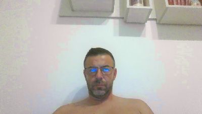 tmasturbate3 live cam on Cam4