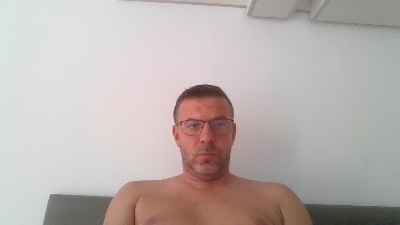 tmasturbate3 live cam on Cam4