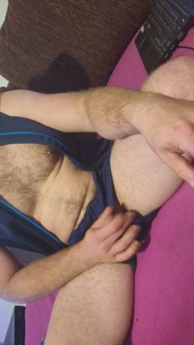 tobi332 live cam on Cam4