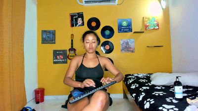 todayangel18 live cam on Cam4