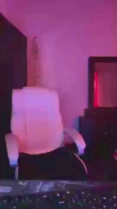 tokyoparis live cam on Cam4