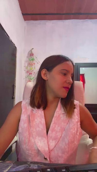 tokyoparis live cam on Cam4