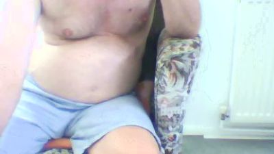 tomi500 live cam on Cam4