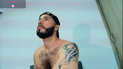 tommel_bailey live cam on Cam4