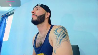 tommel_bailey live cam on Cam4
