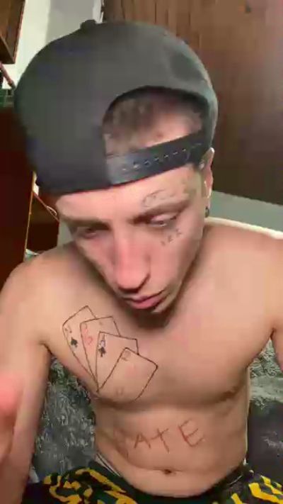 tommiverceti live cam on Cam4