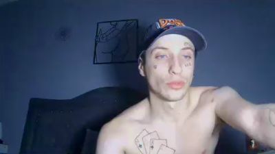 tommiverceti live cam on Cam4