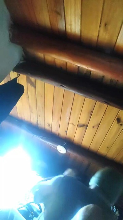 tommmy32 live cam on Cam4