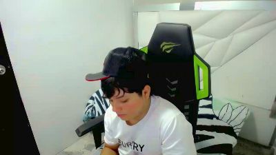 tommy_cotton live cam on Cam4