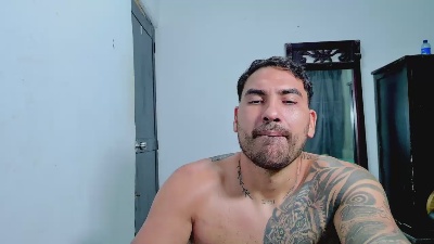 tommy_johnson2 live cam on Cam4