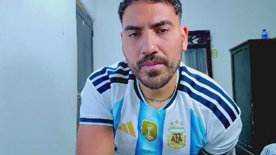 tommy_johnson2 live cam on Cam4