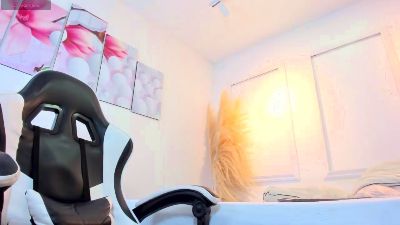 tommy_valverde live cam on Cam4