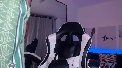 tommy_valverde live cam on Cam4