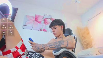 tommy_valverde live cam on Cam4