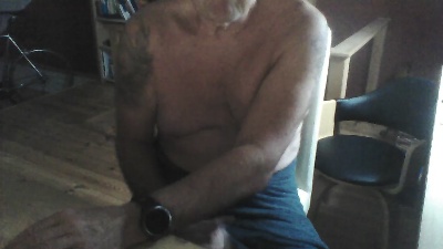 tommybig69 live cam on Cam4
