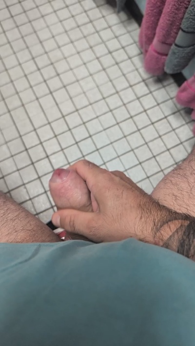 tommynrw74 live cam on Cam4