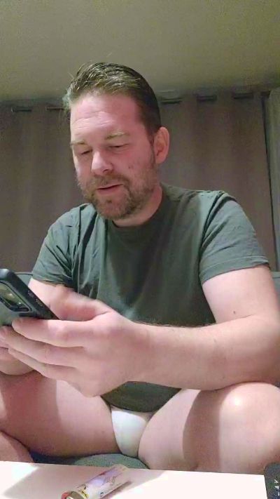tomsauwer live cam on Cam4