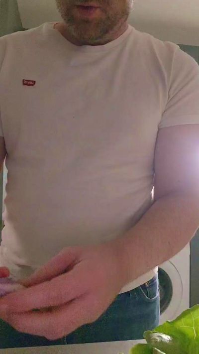 tomsauwer live cam on Cam4