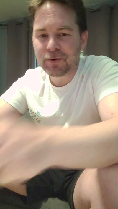 tomsauwer live cam on Cam4