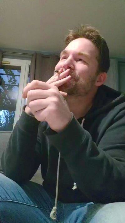tomsauwer live cam on Cam4