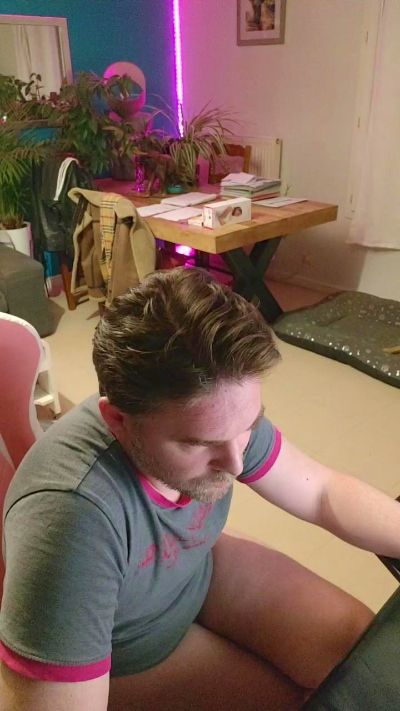 tomsauwer live cam on Cam4