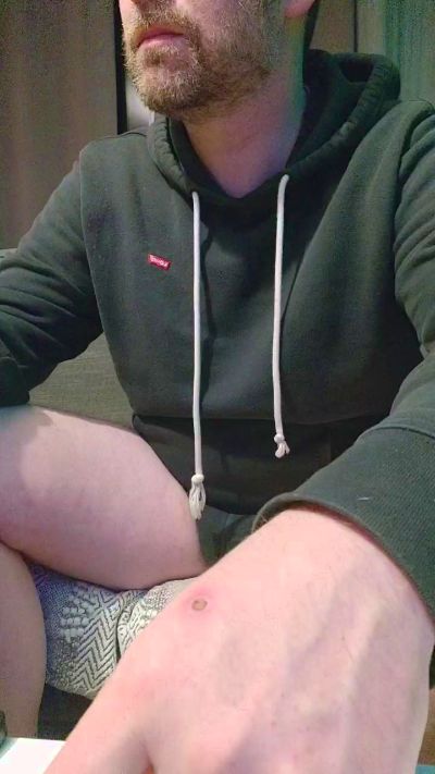 tomsauwer live cam on Cam4