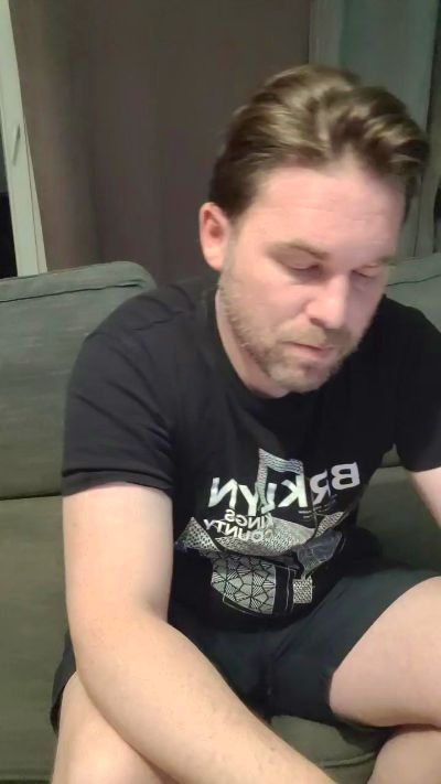 tomsauwer live cam on Cam4