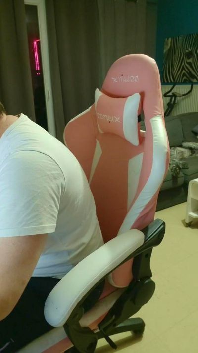 tomsauwer live cam on Cam4