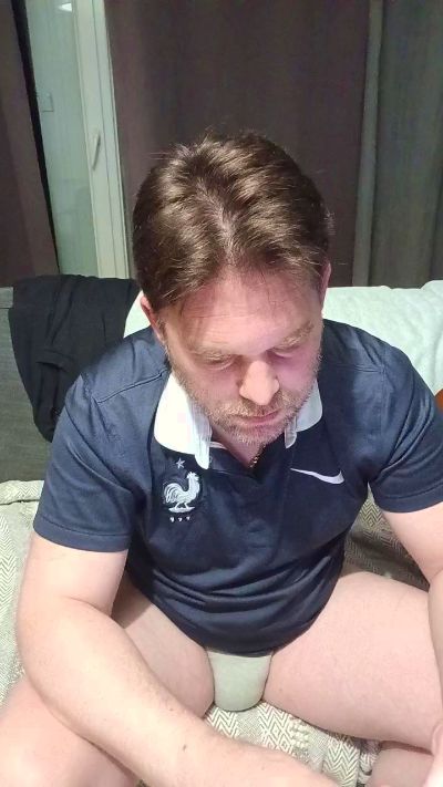 tomsauwer live cam on Cam4