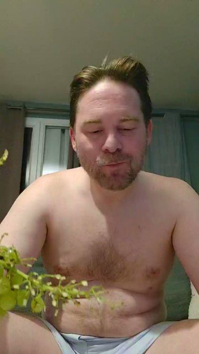 tomsauwer live cam on Cam4