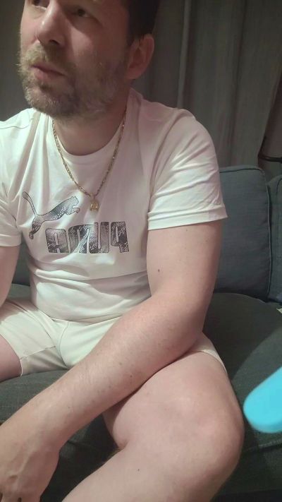 tomsauwer live cam on Cam4