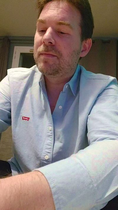 tomsauwer live cam on Cam4