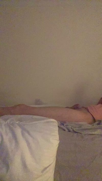 tomtom399 live cam on Cam4