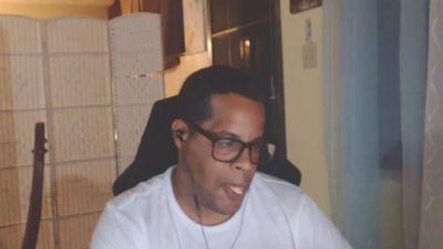 toni3035 live cam on Cam4