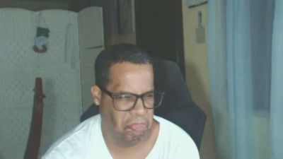 toni3035 live cam on Cam4