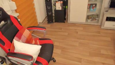 tonibiteen21 live cam on Cam4