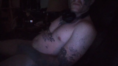 tonitoni8888 live cam on Cam4