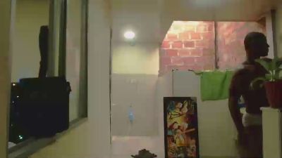 tonnyhuge live cam on Cam4
