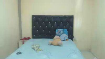 tonnyhuge live cam on Cam4