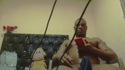 tonnyhuge live cam on Cam4
