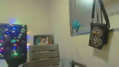 tonnyhuge live cam on Cam4
