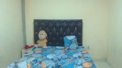 tonnyhuge live cam on Cam4