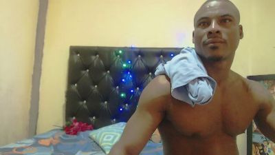tonnyhuge live cam on Cam4